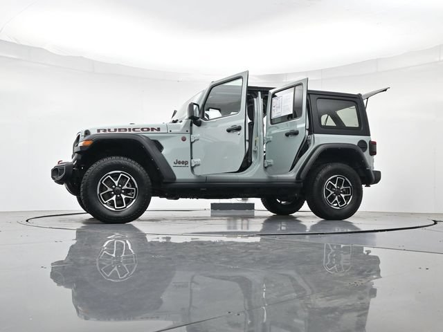 Used 2024 Jeep Wrangler Unlimited Rubicon AWD/4WD image 62
