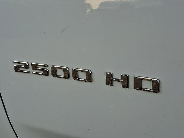 Used 2020 Chevrolet Silverado 2500 LT w/ Z71 Off-Road Package image 29