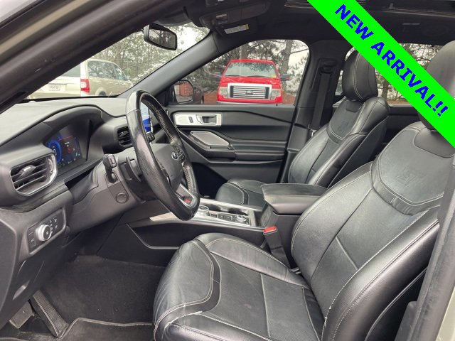 Certified 2020 Ford Explorer ST w/ Premium Technology Package image 11