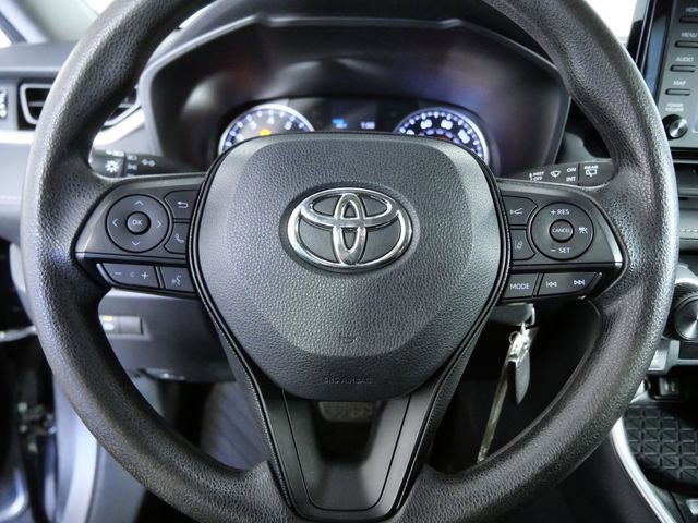 Used 2019 Toyota RAV4 LE AWD/4WD image 21