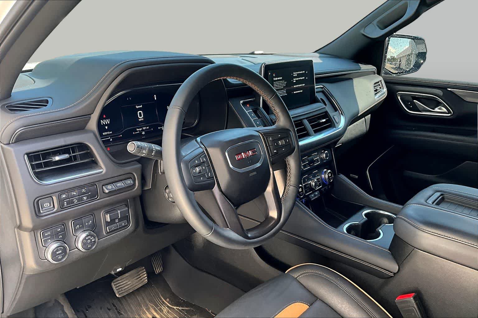 Used 2024 GMC Yukon AT4 w/ AT4 Premium Plus Package AWD/4WD image 20