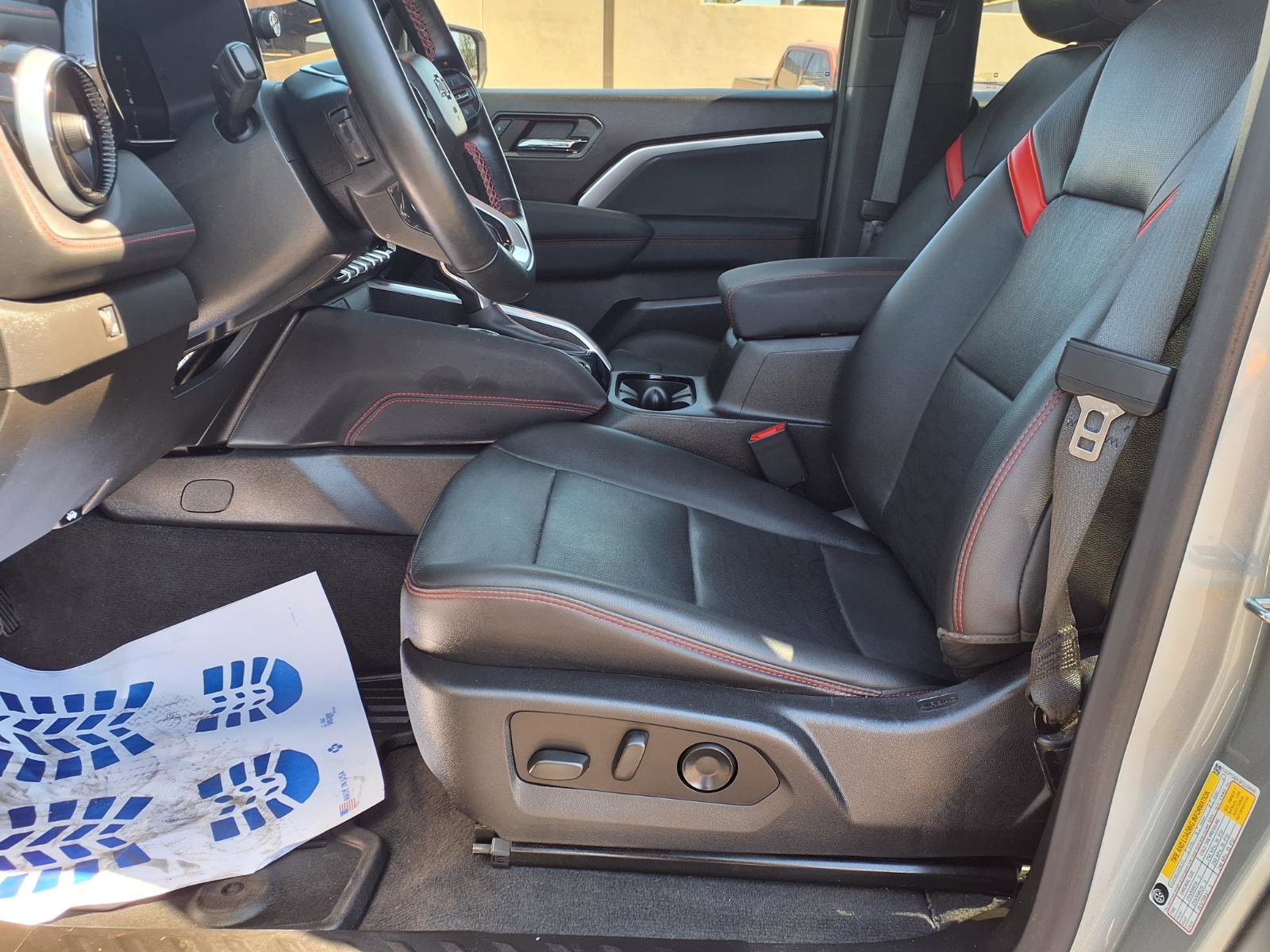 Used 2023 Chevrolet Colorado Z71 w/ Z71 Convenience Package 2 AWD/4WD image 23