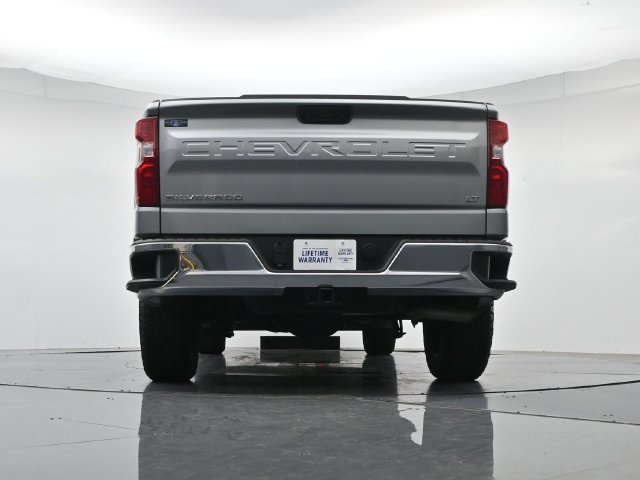 Used 2024 Chevrolet Silverado 1500 LT AWD/4WD image 42