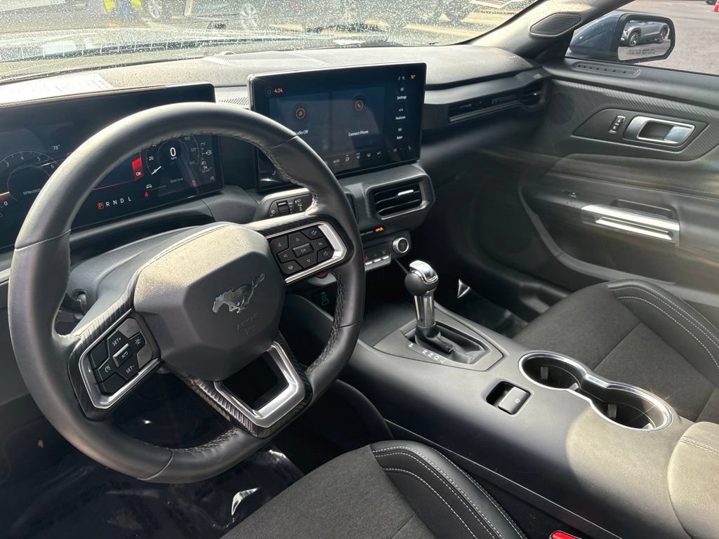 Certified 2025 Ford Mustang Coupe RWD image 19