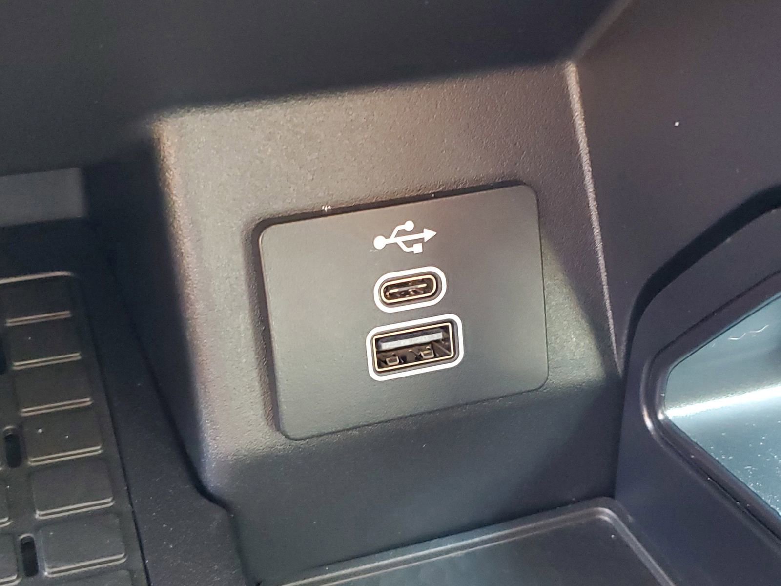 Certified 2024 Ford Ranger XLT image 25