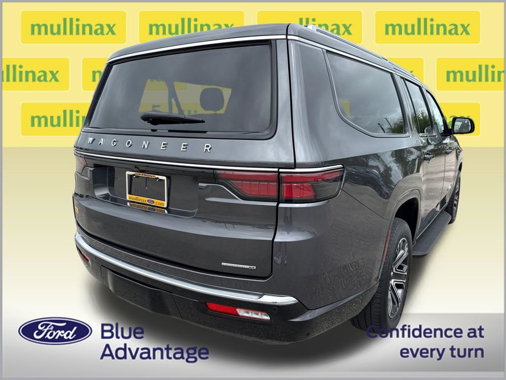 Used 2024 Jeep Wagoneer L Series II image 4
