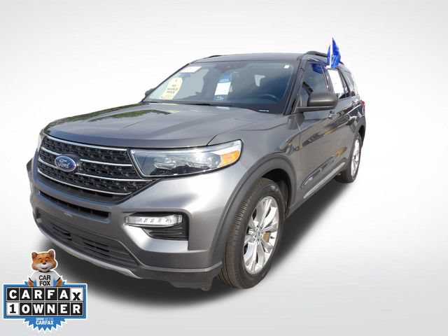 Certified 2023 Ford Explorer XLT w/ Equipment Group 202A RWD image 3