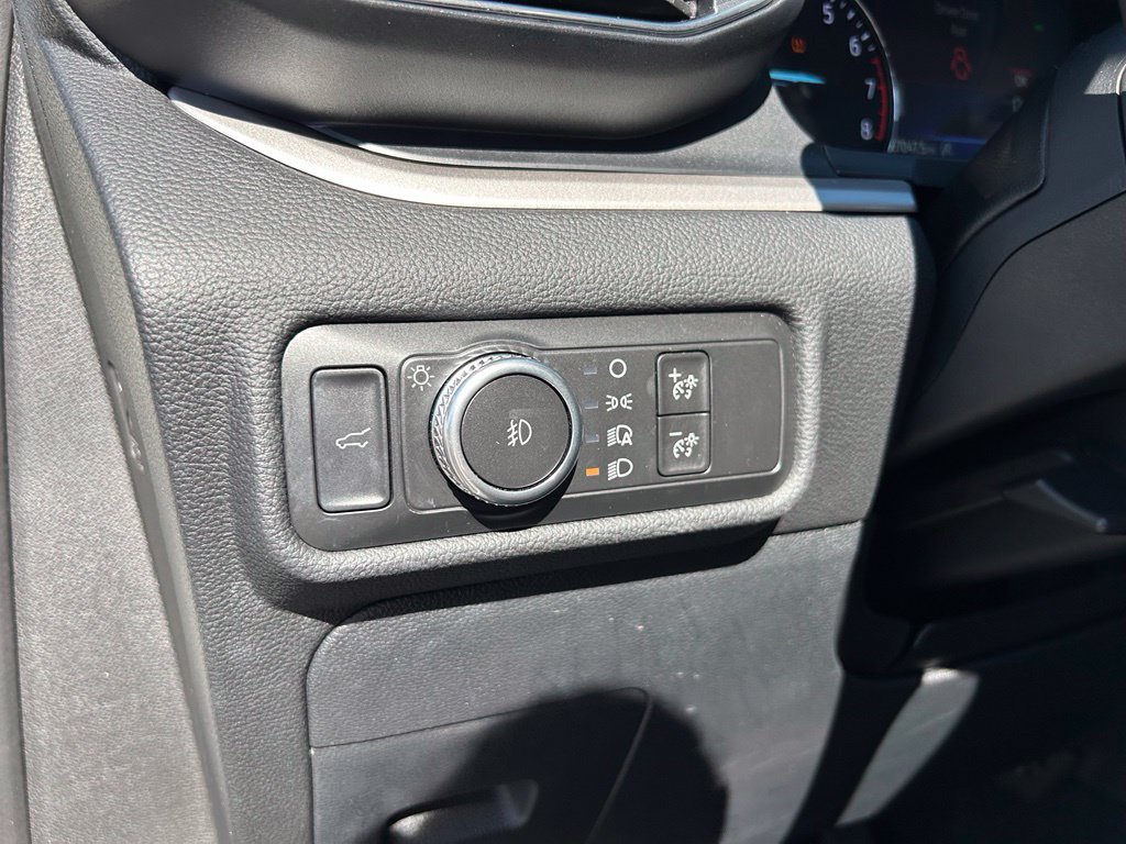 Certified 2020 Ford Explorer XLT w/ Equipment Group 202A RWD image 14