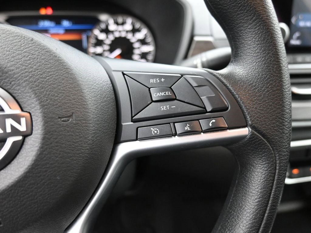 Used 2024 Nissan Altima 2.5 SV image 7