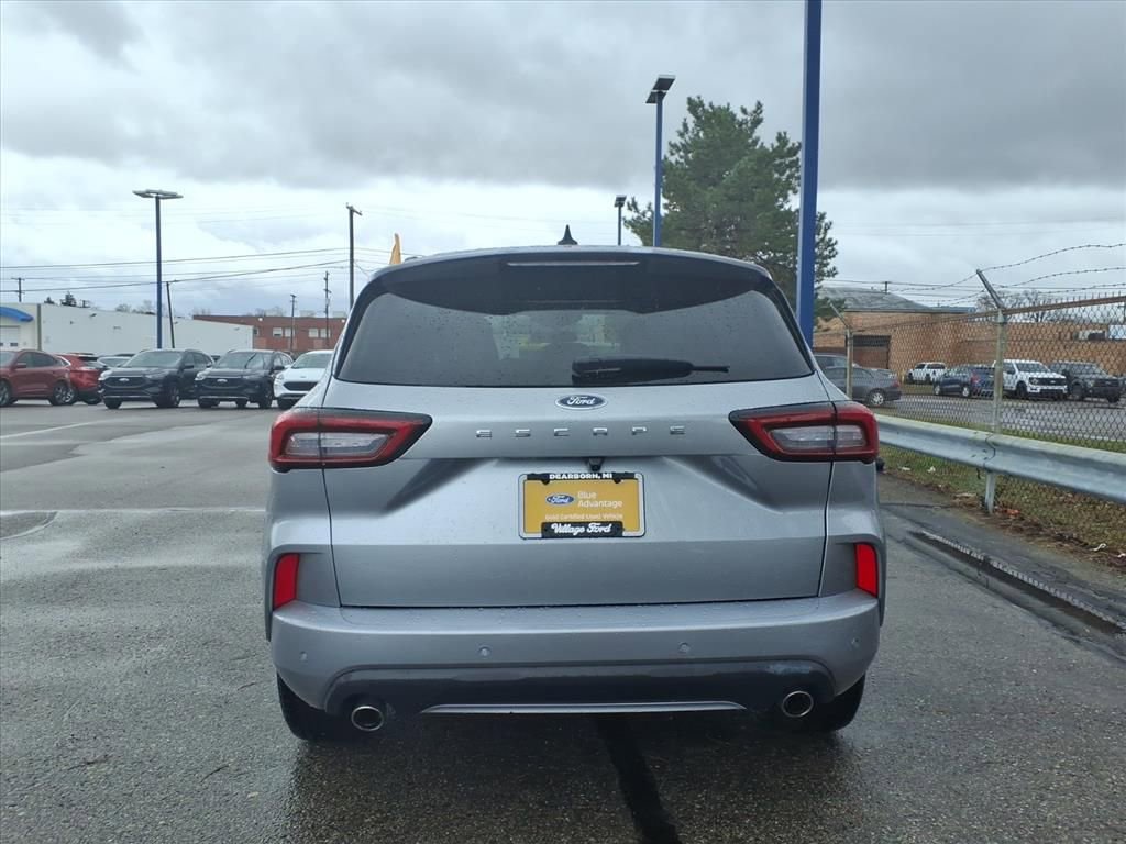 Certified 2024 Ford Escape ST-Line w/ Tech Pack #1 image 7