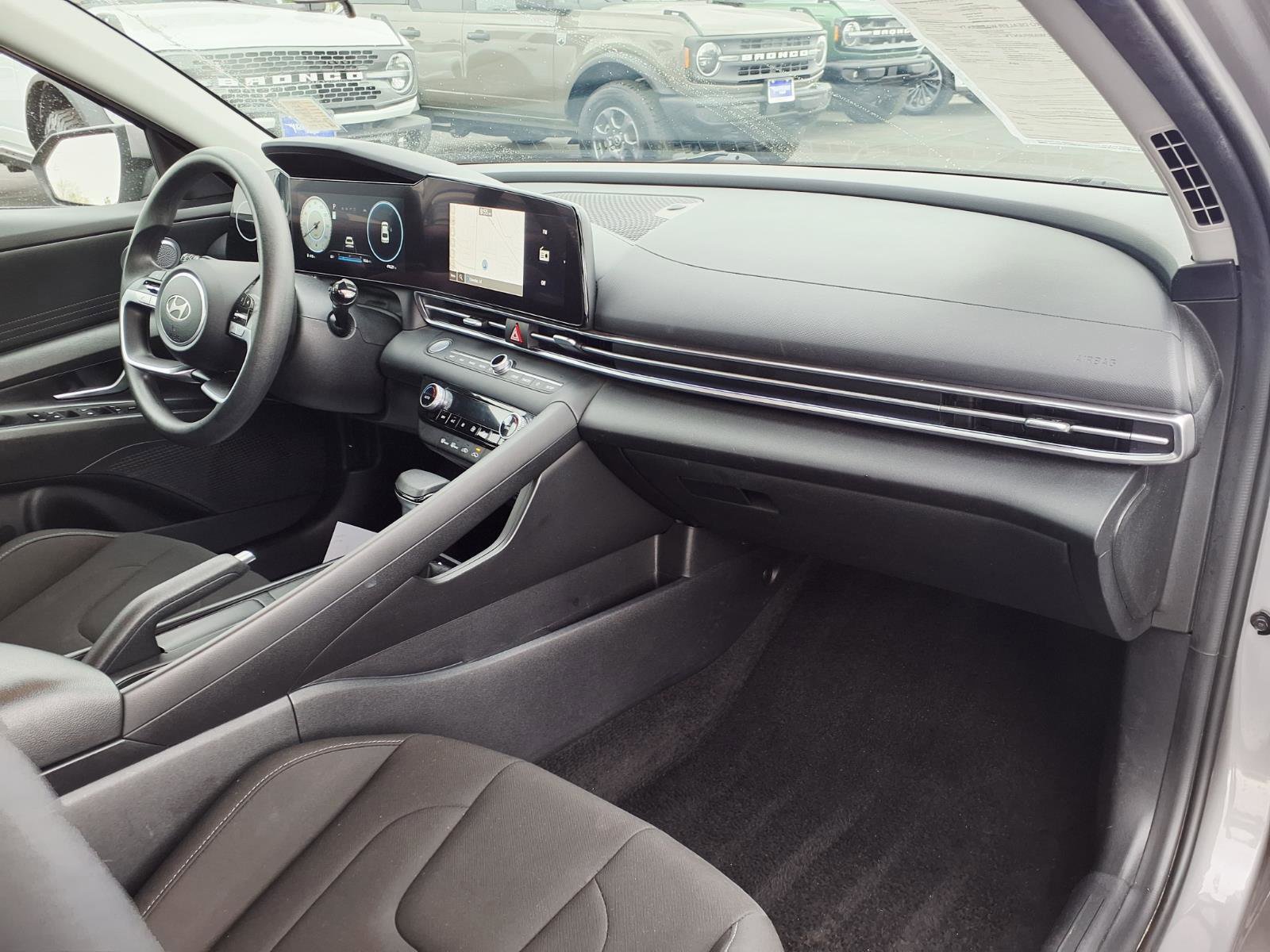 Used 2024 Hyundai Elantra SEL image 10