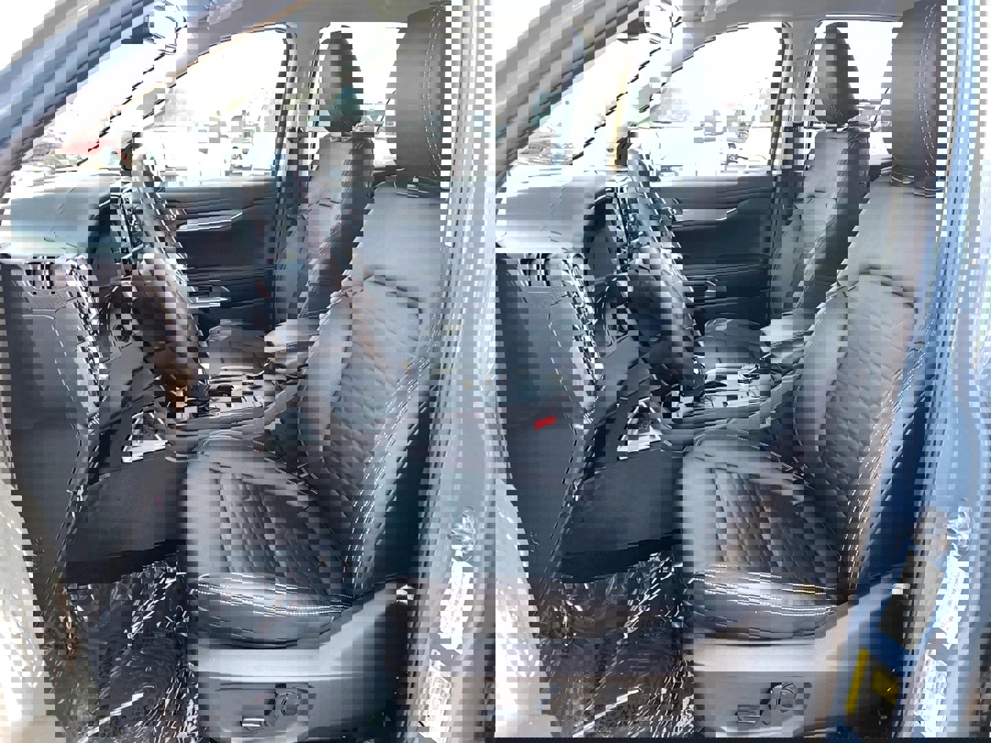 Certified 2024 Ford Ranger Lariat w/ FX4 Off-Road Package image 11