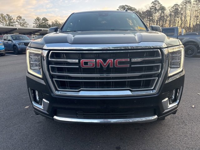 Used 2024 GMC Yukon SLT w/ SLT Luxury Package image 8