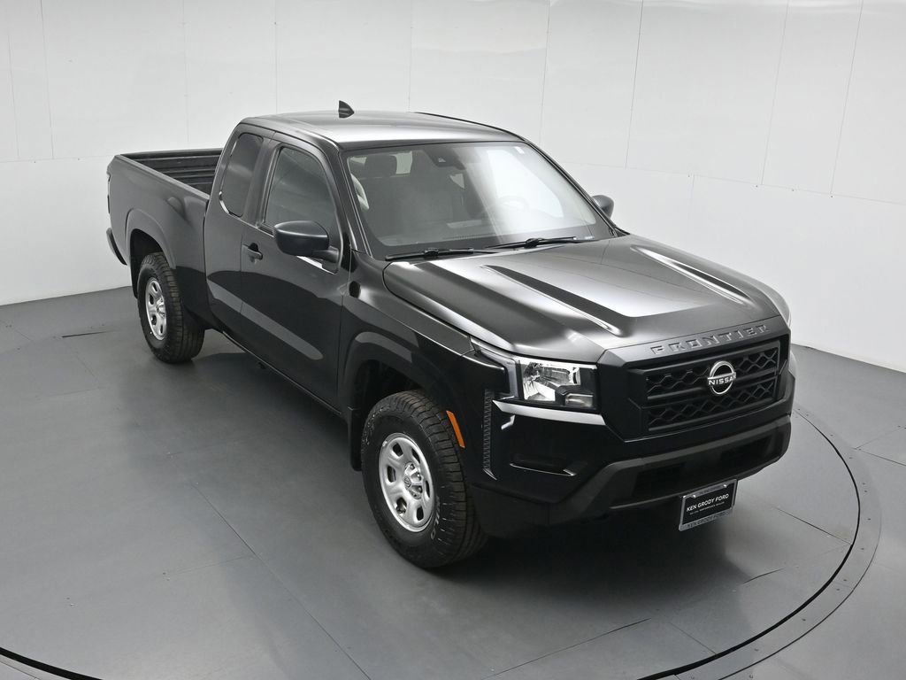 Used 2023 Nissan Frontier S w/ Technology Package image 3