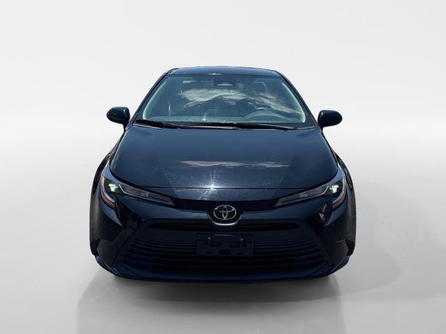 Used 2023 Toyota Corolla LE FWD image 8