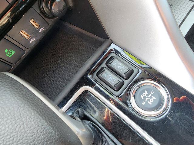 Used 2024 Mitsubishi Eclipse Cross LE AWD/4WD image 16