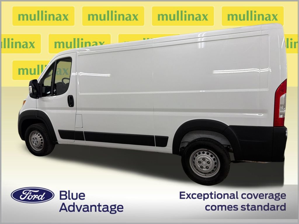 Used 2025 RAM ProMaster 2500 w/ Convenience Group FWD image 11