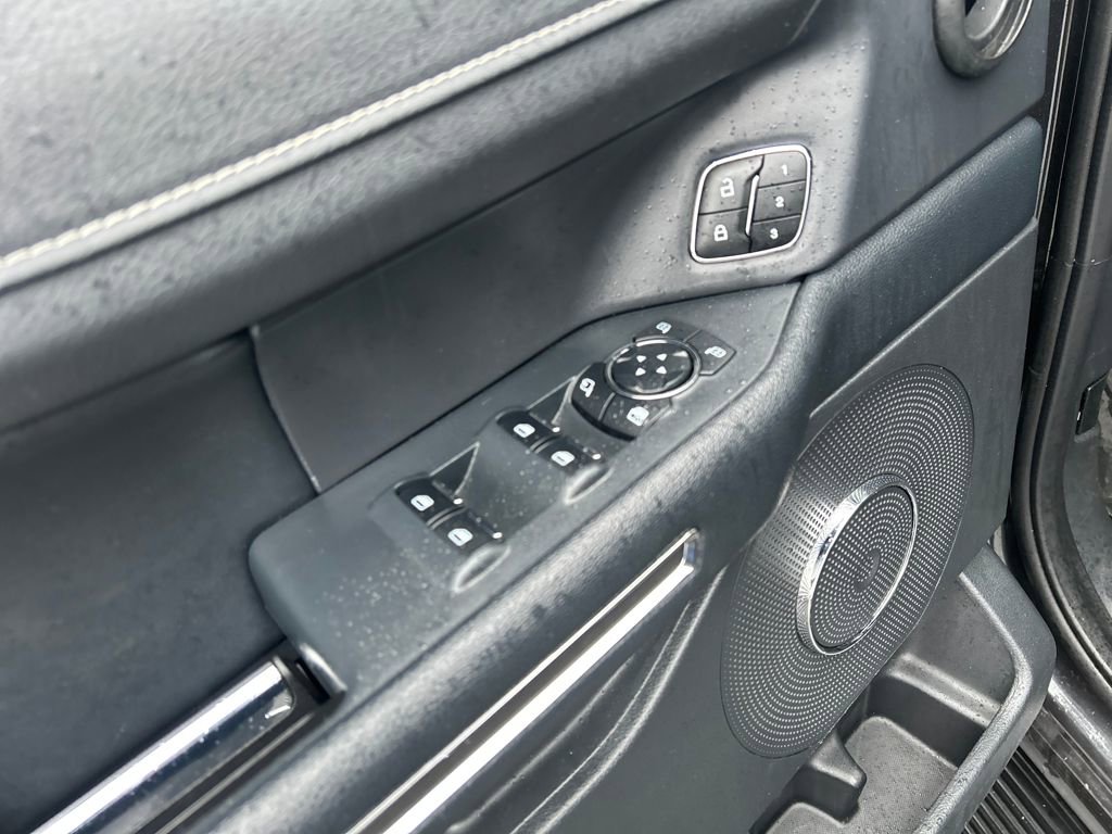 Certified 2023 Ford Expedition Max XLT image 21