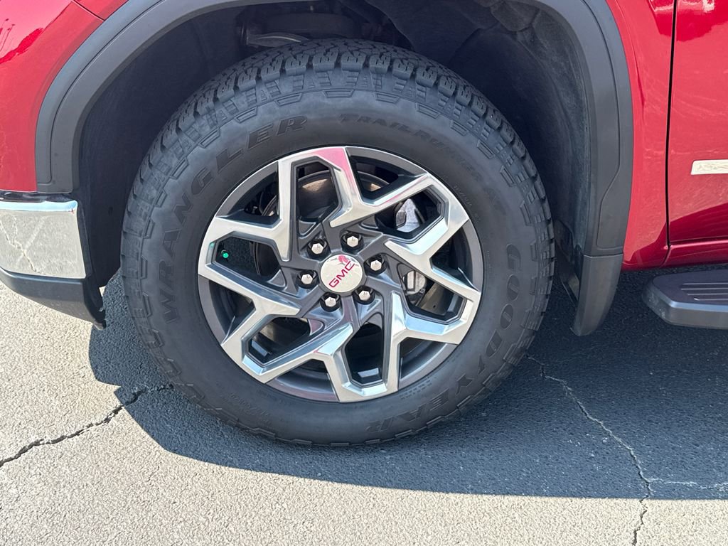 Used 2023 GMC Sierra 1500 SLT w/ SLT Premium Package image 11