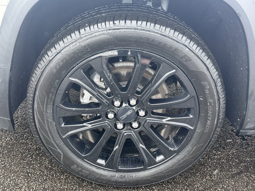 Used 2022 GMC Acadia SLT w/ Elevation Edition image 47