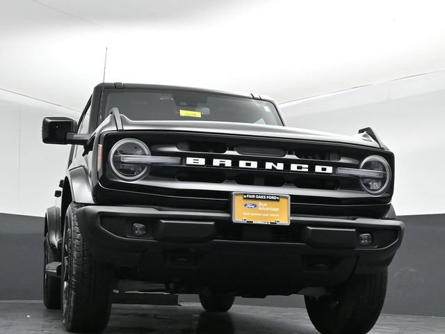 Certified 2025 Ford Bronco Outer Banks AWD/4WD image 38