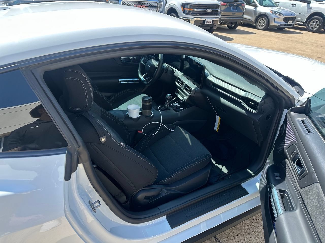 Certified 2025 Ford Mustang Coupe RWD image 7