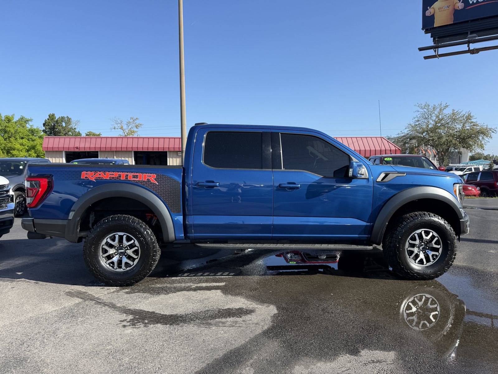 Certified 2022 Ford F150 Raptor AWD/4WD image 3
