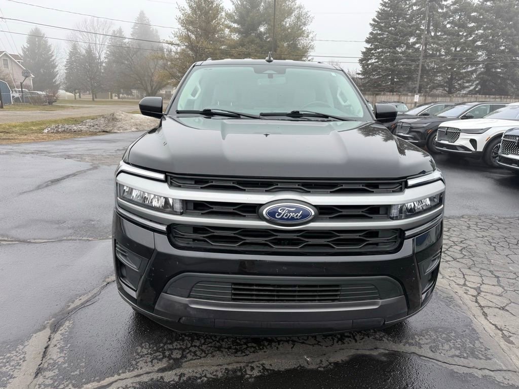 Certified 2024 Ford Expedition Max XLT image 10