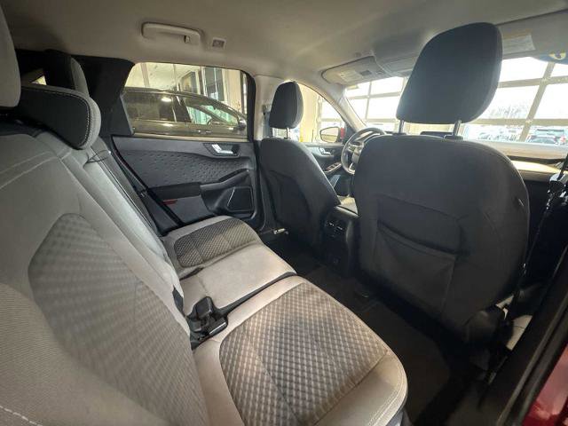 Certified 2020 Ford Escape SE image 25