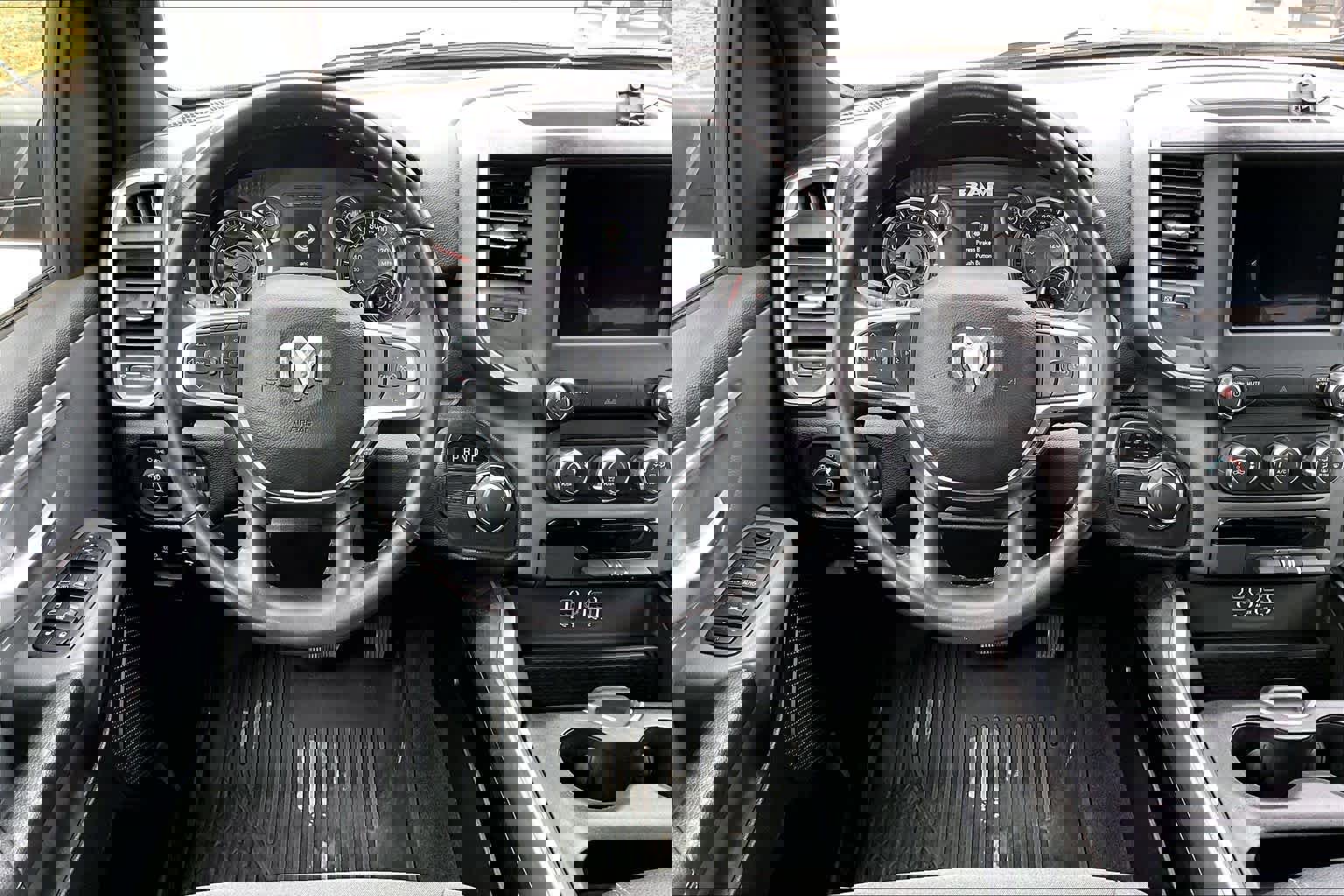 Used 2022 RAM 1500 Lone Star image 8