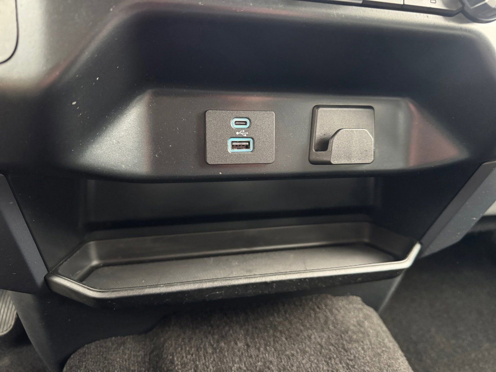 Certified 2023 Ford F150 XLT w/ Equipment Group 302A High image 25