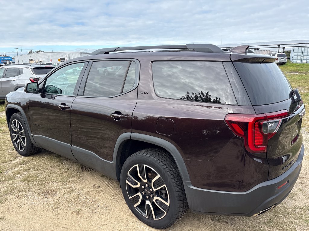 Used 2021 GMC Acadia SLT w/ Elevation Edition FWD image 15