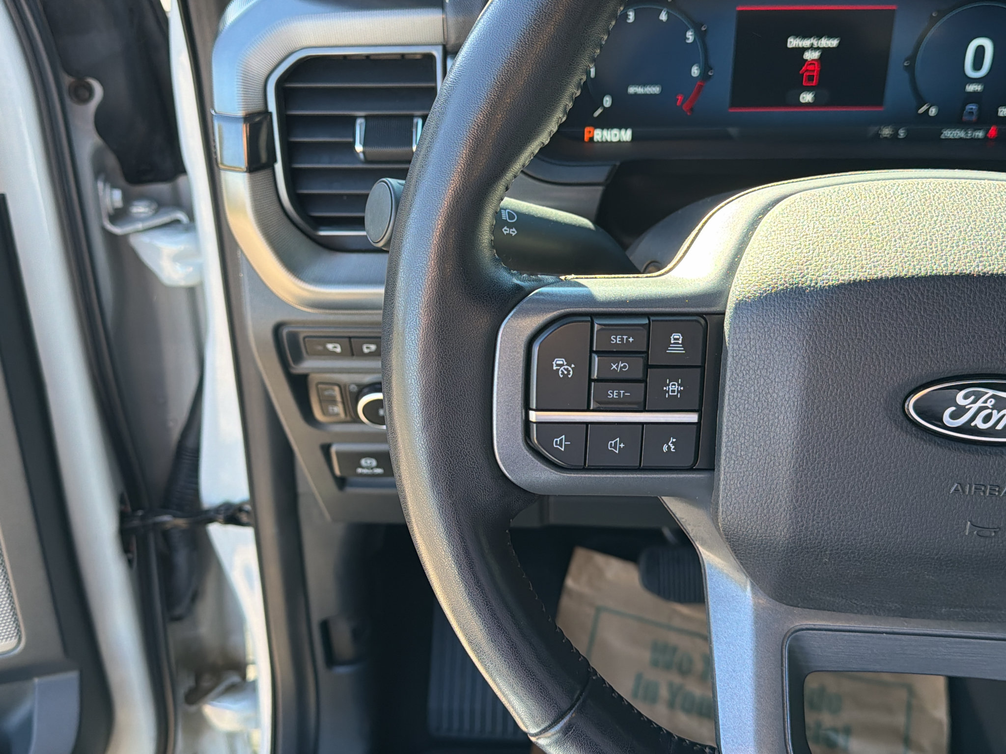 Certified 2024 Ford F150 Lariat AWD/4WD image 32
