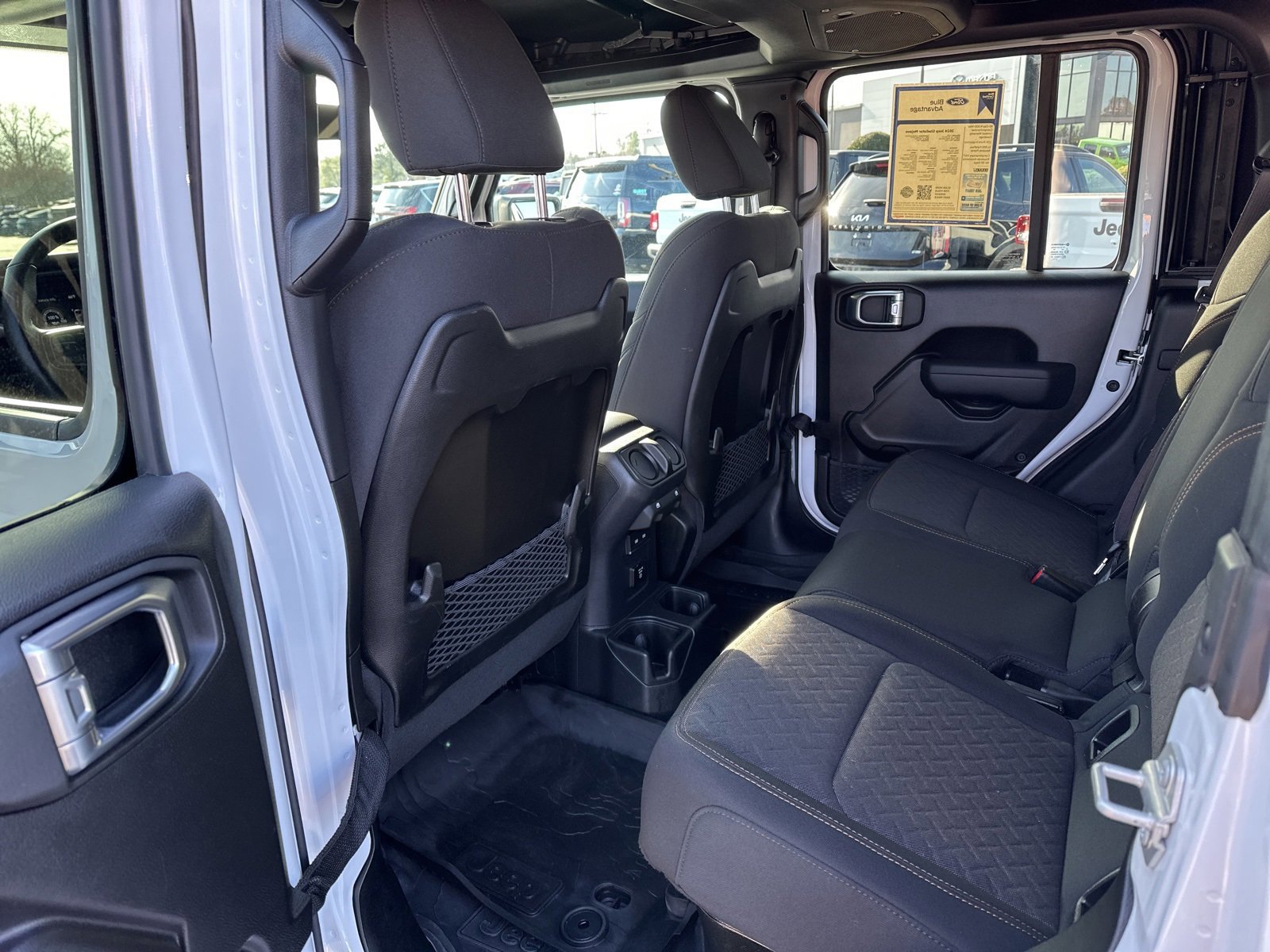 Used 2024 Jeep Gladiator Mojave w/ Safety Group image 15