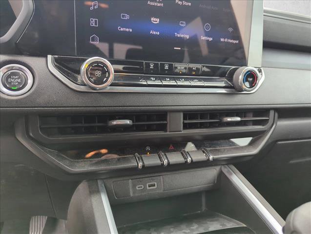 Used 2024 Chevrolet Colorado Trail Boss w/ Technology Package image 11