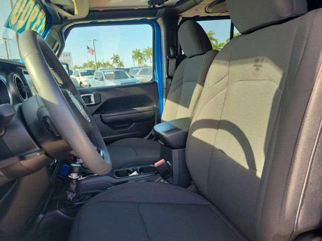Used 2023 Jeep Gladiator Willys image 25