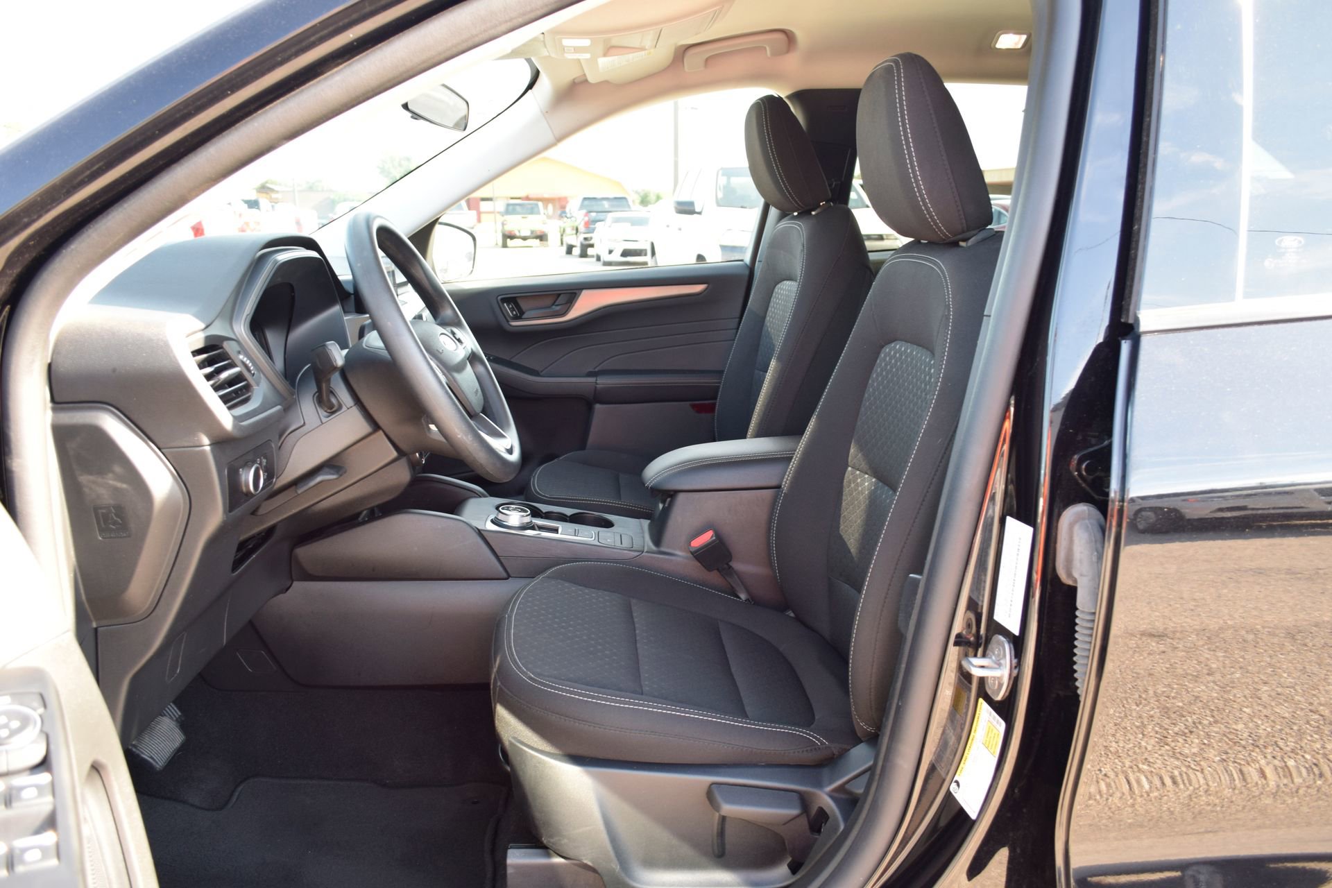 Certified 2025 Ford Escape Active FWD image 18