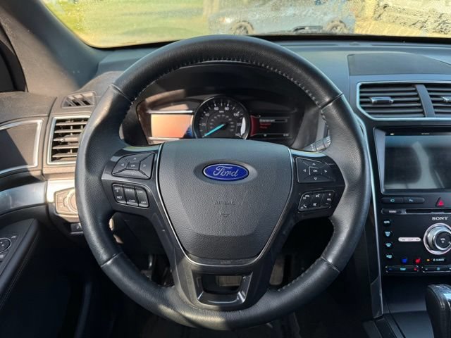 Certified 2017 Ford Explorer Limited AWD/4WD image 31