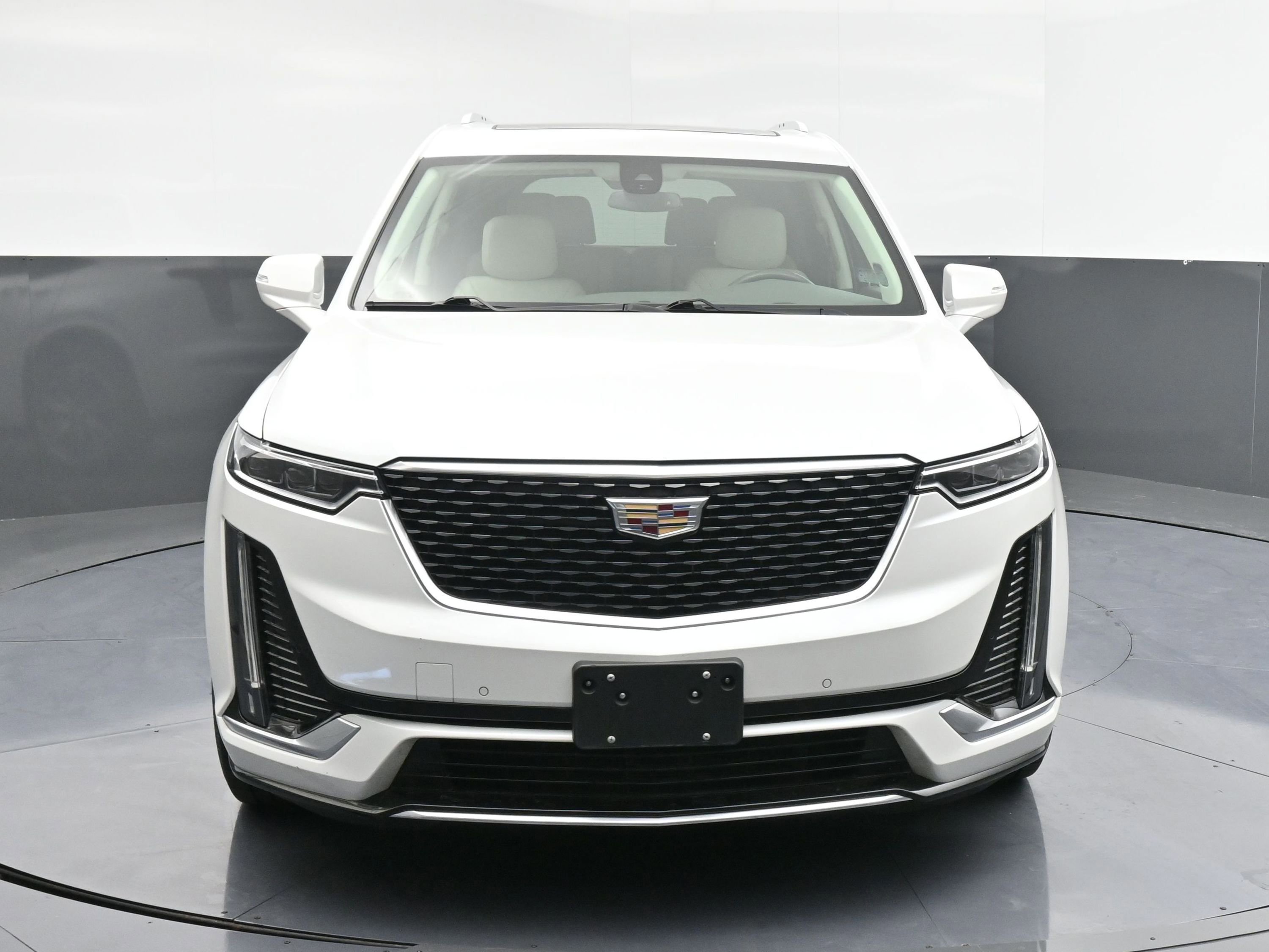 Used 2023 Cadillac XT6 Premium Luxury image 21