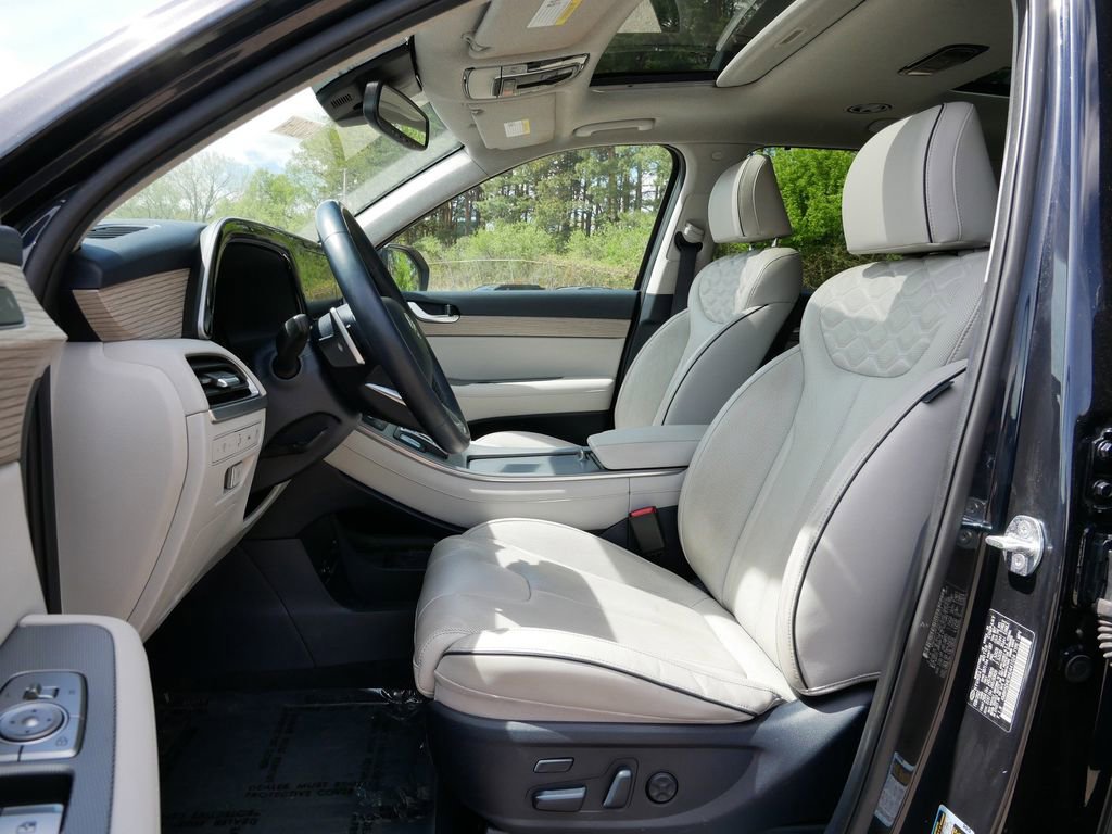 Used 2022 Hyundai Palisade Limited AWD/4WD image 15