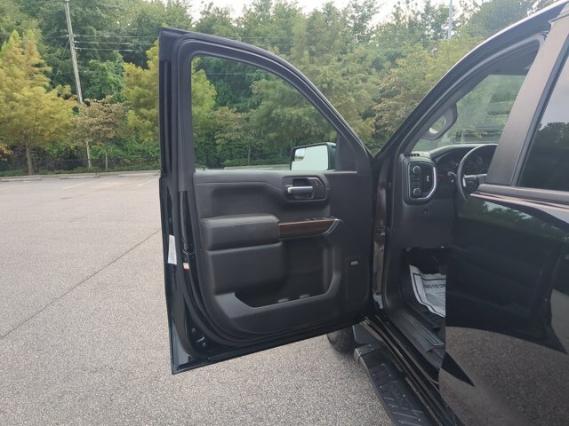 Used 2021 Chevrolet Silverado 1500 RST w/ True North Edition Plus AWD/4WD image 13