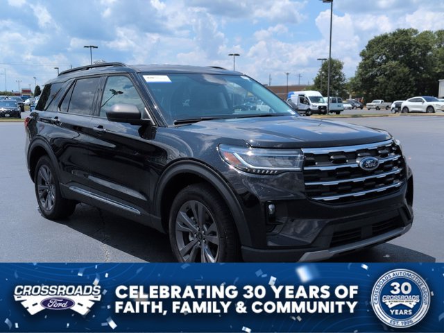 Certified 2025 Ford Explorer Active w/ Active Comfort Package AWD/4WD image 1
