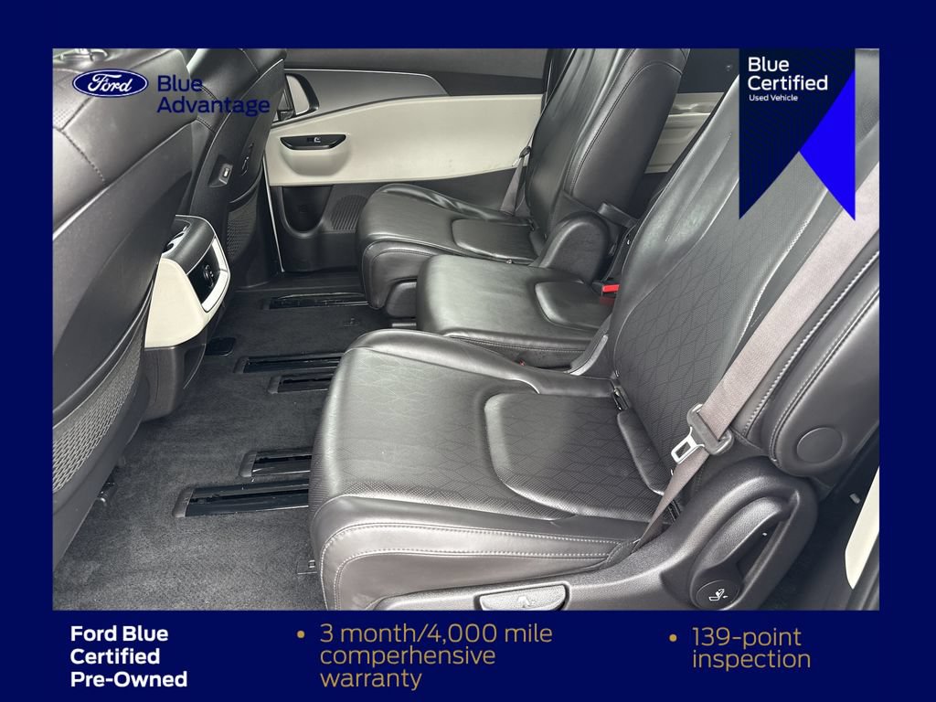 Used 2024 Kia Carnival LX FWD image 15