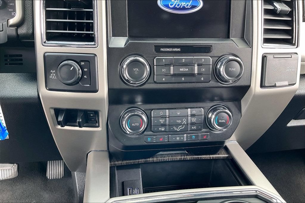 Certified 2021 Ford F250 Lariat w/ Lariat Value Package AWD/4WD image 35
