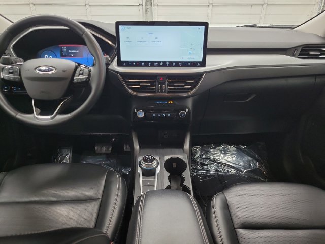 Certified 2025 Ford Escape Platinum AWD/4WD image 14