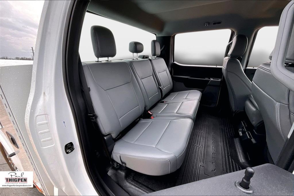 Certified 2025 Ford F250 XL w/ XL Chrome Package image 27
