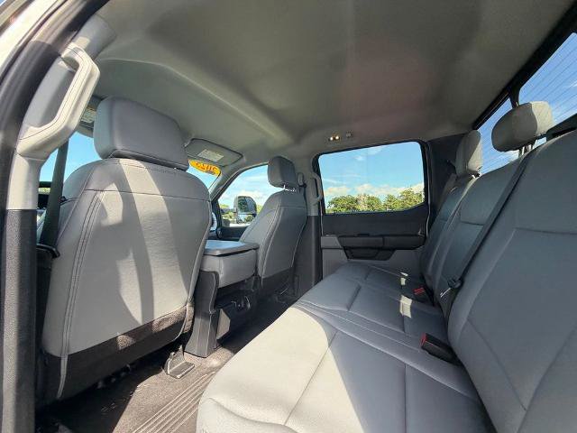 Certified 2025 Ford F250 XL w/ XL Off-Road Package AWD/4WD image 9