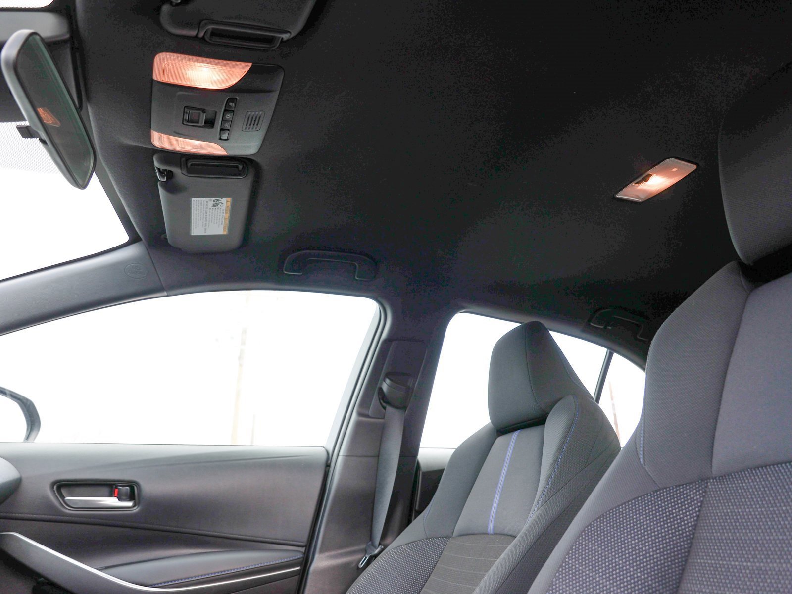 Used 2020 Toyota Corolla SE image 19