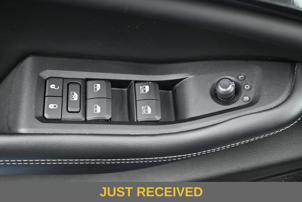Used 2023 Jeep Grand Cherokee L Laredo AWD/4WD image 22