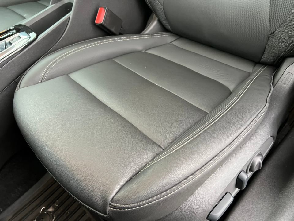 Used 2023 Chevrolet TrailBlazer ACTIV w/ Sun and Liftgate Package image 16